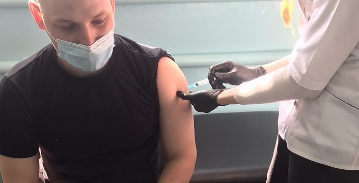 Розпочато вакцинацію працівників поліції Торецького відділення