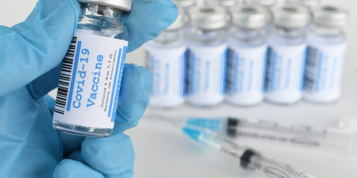 Відповіді на найпоширеніші питання про щеплення проти COVID-19