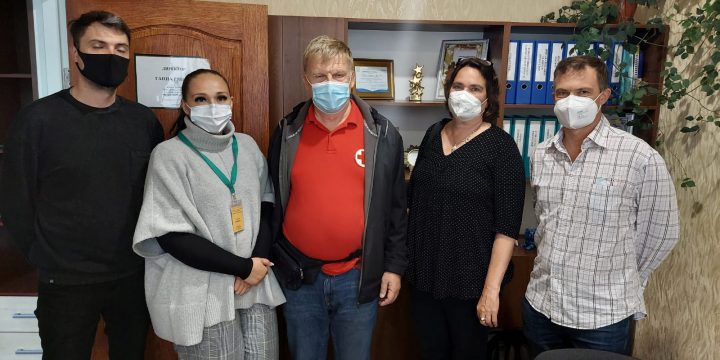 Підписання Меморандуму о співпраці керівництва КНП «ЦПМСД» міста Торецька з Люксембурзьким Червоним Хрестом та Женевським Червоним Хрестом