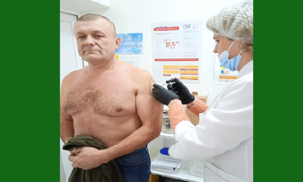 Чи можна зробити щеплення від грипу і COVID-19 в один день?