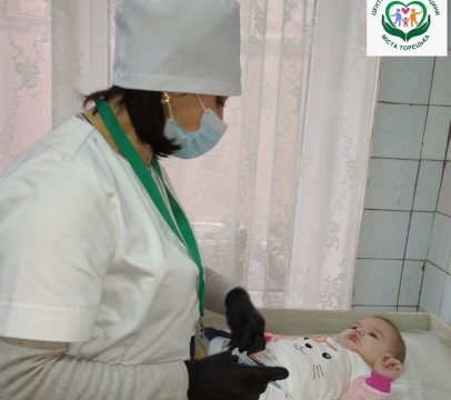Чи можна щеплювати дитину, яка кашляє?