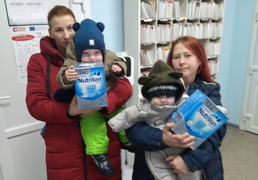 Продовжується видача дитячого харчування