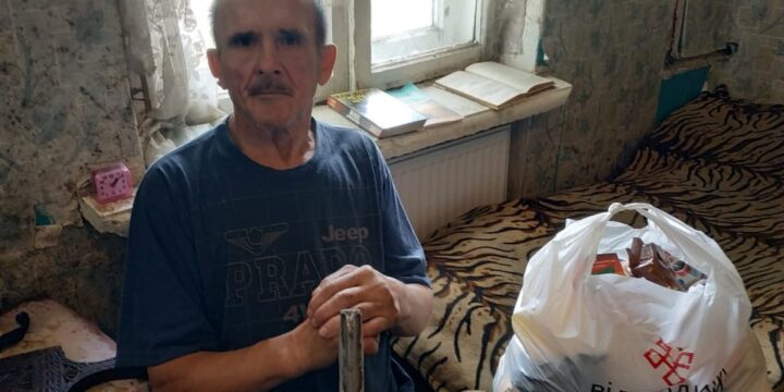 Продовжується видача продуктових наборів паліативним хворим