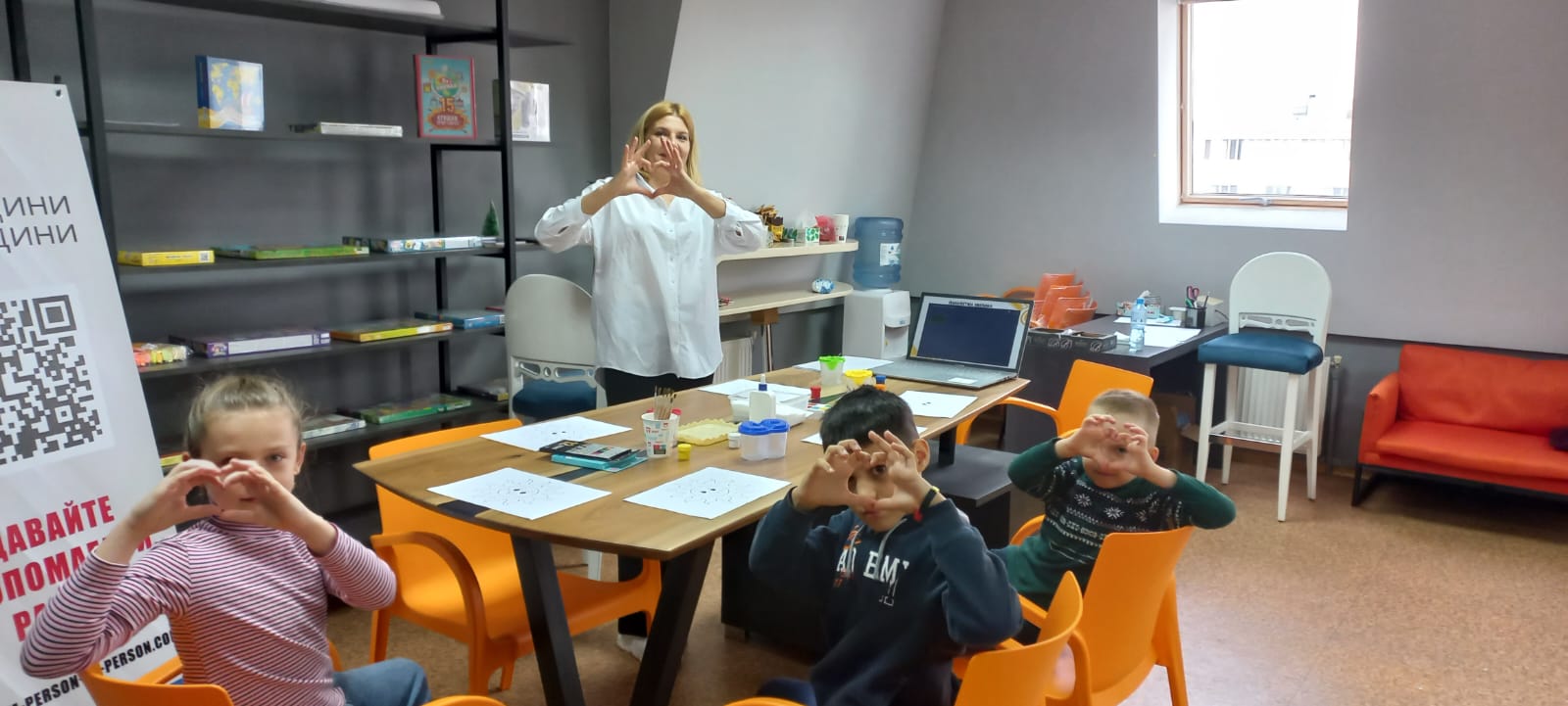 Завдяки співпраці Торецької МВА та БО “Від людини до людини” у м.Київ пройшов захід у вигляді арт-майстерні