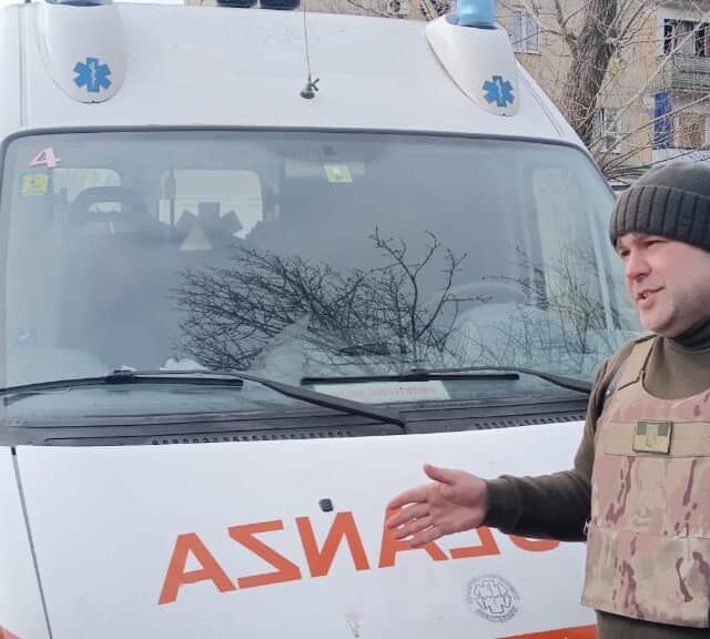 Отримали автомобіль швидкої допомоги та лікарські засоби і вироби медичного призначення