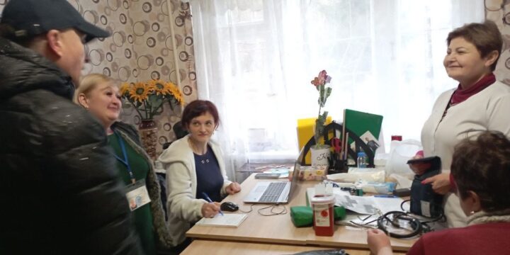 Продовжуємо надавати медичну допомогу внутрішньо переміщеним особам з Донецької області, які евакуювалися до міста Вільногірськ