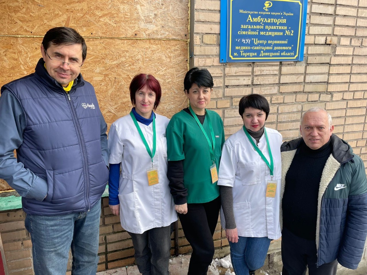 В амбулаторії №2 Центру сімейної медицини міста Торецька надавали медичну допомогу та консультації лікар – психіатр та лікар
