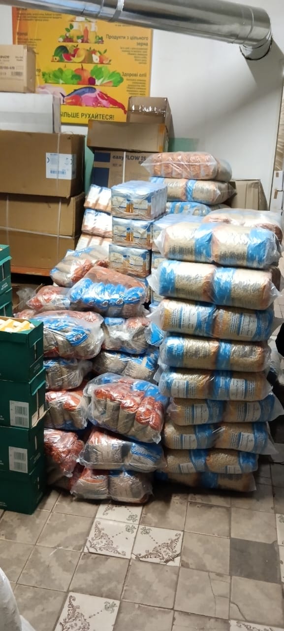Отримали гуманітарну допомогу у вигляді продуктів харчування та лікарських засобів