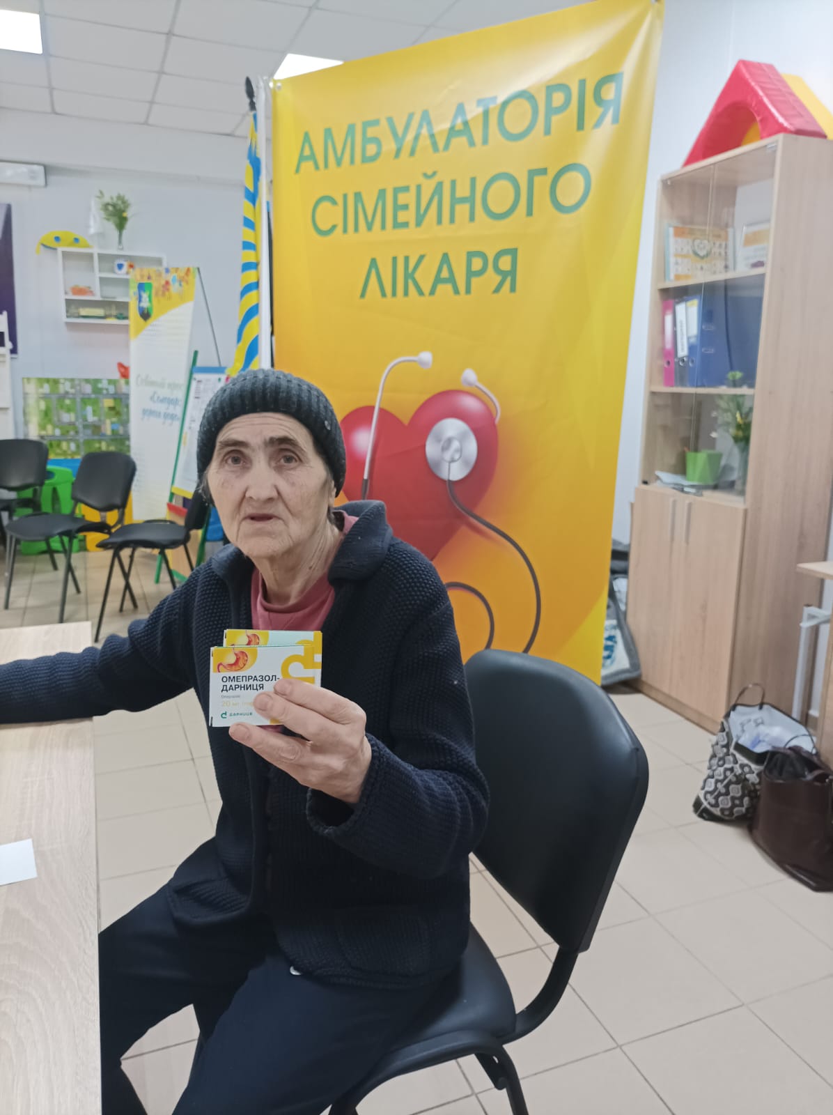 Продовжується видача лікарських засобів та виробів медичного призначення в гуманітарних хабах Торецької громади