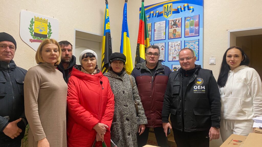 Продовжується ДОДАТКОВА видача гуманітарної допомоги мешканцям Торецької громади, які зараз тимчасово проживають у Києві та області