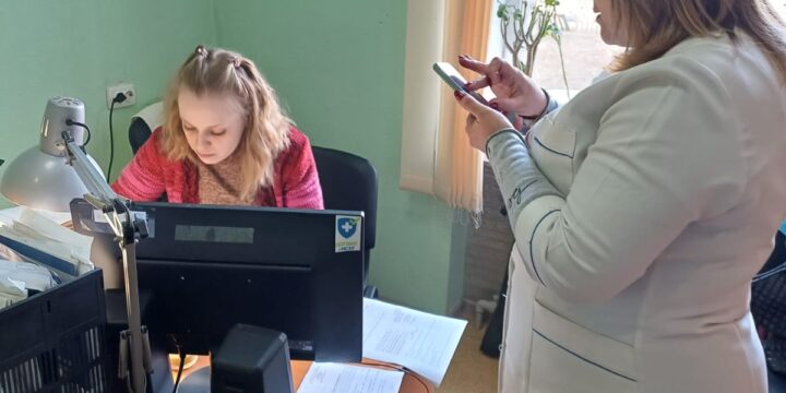 Продовжуємо працювати незважаючи на постійні обстріли