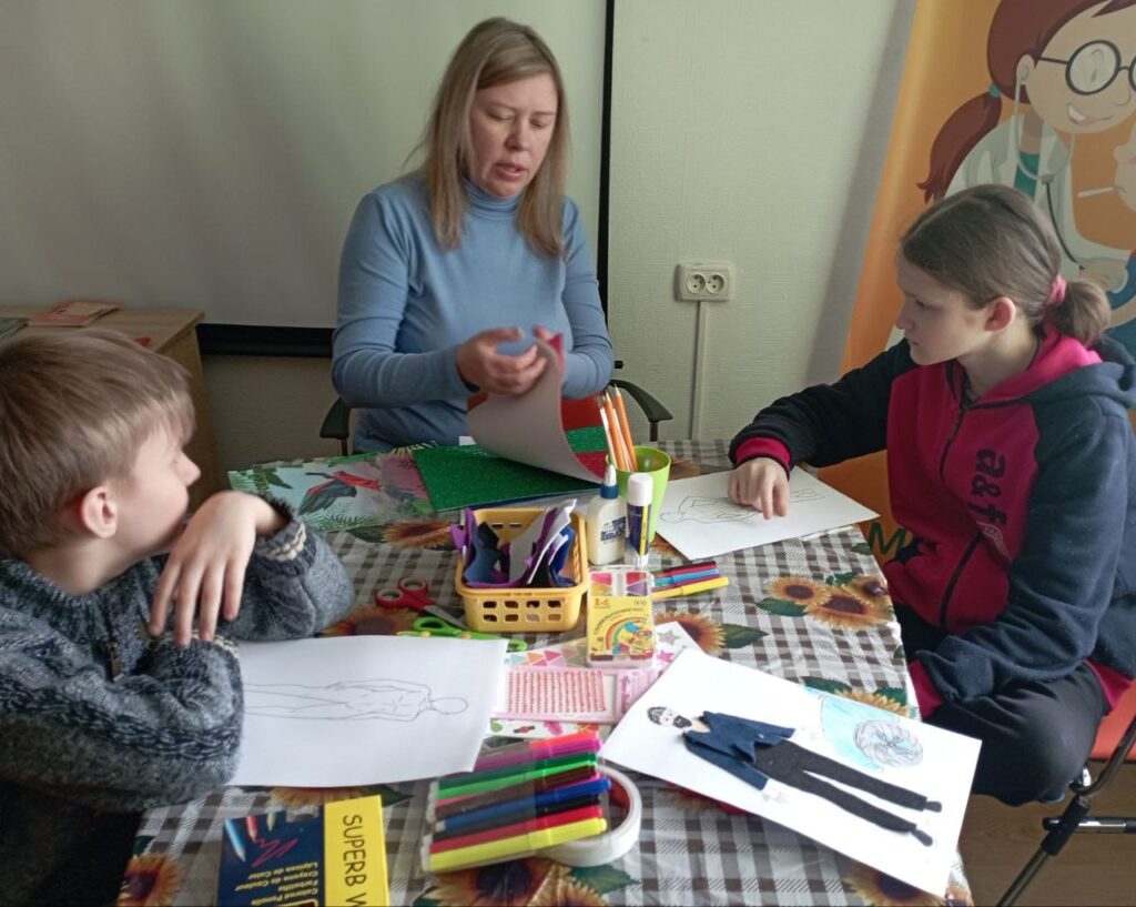 На базі Гуманітарного хабу у м. Дніпро відбулась творча майстерня «Мріємо та діємо» для дітей Торецької громади