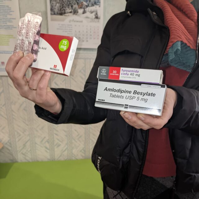 Продовжуємо працювати незважаючи на постійні обстріли