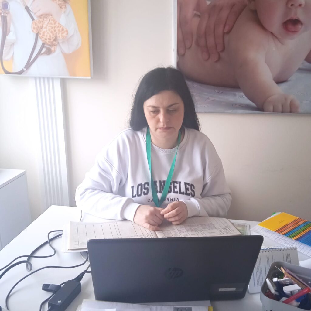 Медичні працівники гуманітарних хабів Торецької громади взяли участь в онлайн вебінарі