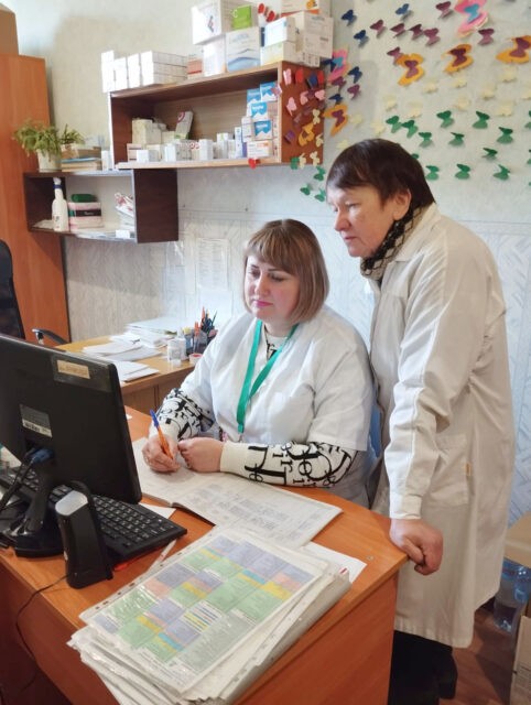Продовжуємо працювати